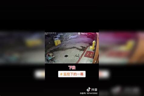 【广东】警方通报店老板见女生被打见义勇为遭围殴：5名嫌犯均被抓获见义勇为店老板嫌犯