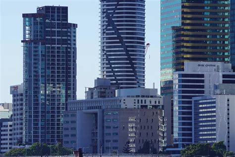 448 photos of Brisbane Cityscape - FlippedNormals