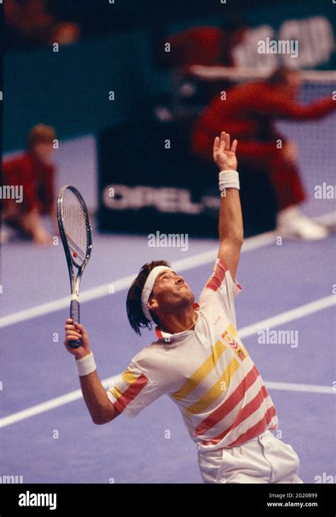 Swedish Tennis Player Mikael Pernfors 1980s Stock Photo Alamy