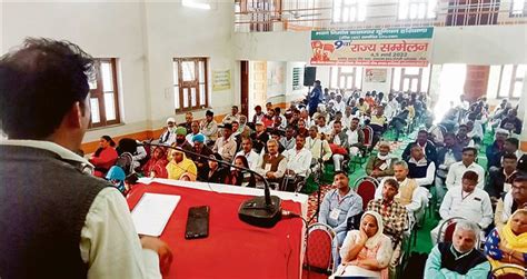 84 करोड़ की आमदनी घटी, अरबपतियों की बढ़ी - dainiktribuneonline.com