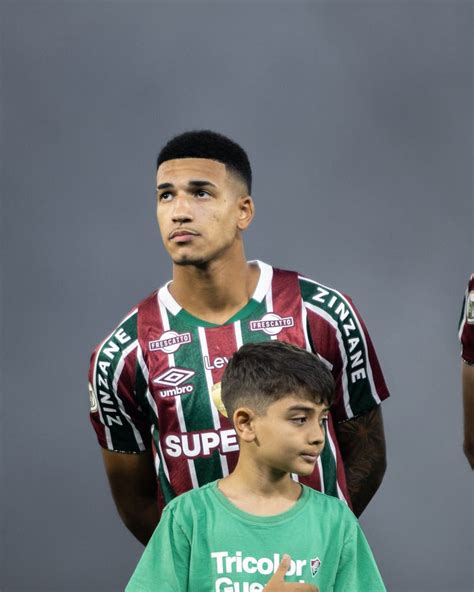 Hoje esperança de gols Kauã Elias recorda primeira chance em