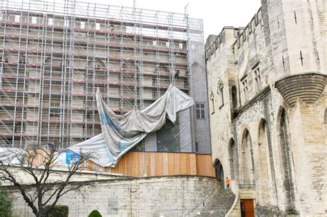 Avignon La B Che En Trompe L Il Du Palais Des Papes D Pos E En