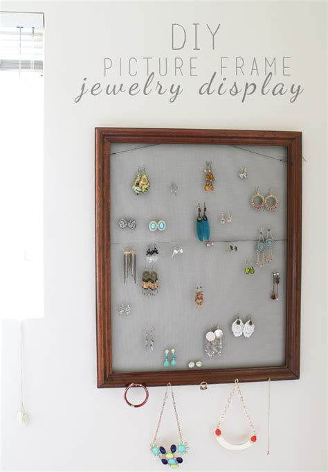 Jewelry Display DIY | One To Nothin'