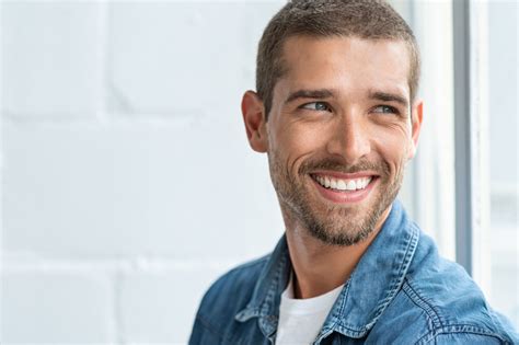 How A Dental Implant Can Improve Your Smile