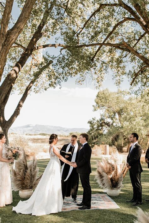 Wedding Inspo Ceremony Altars — Alicia Lucia Photography Albuquerque