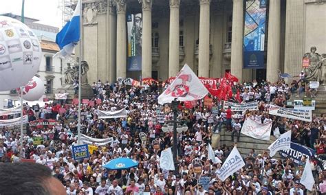 Professores Estaduais Entram Em Greve Por Tempo Indeterminado Jornal