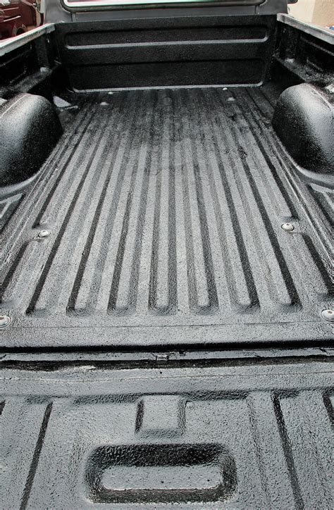 Herculiner DIY Roll-on Bedliner Kit - How-to