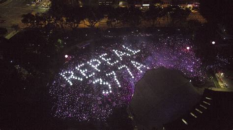 Singapore Abolishes Colonial Era Law Criminalizing Sex Between Men Mashable