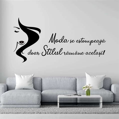 Sticker Perete Siluetă Femeie Modă • Wallsign