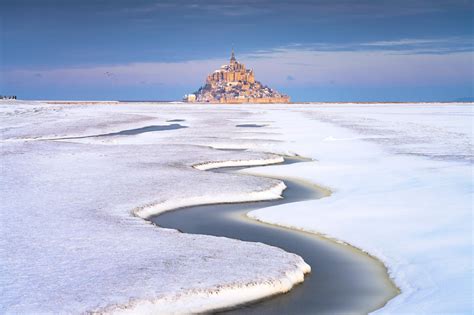 Mathieu Rivrin Photographe De Bretagne Neige Au Mont Saint Michel