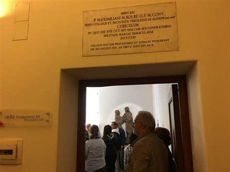 Camminando Insieme Ai Fratelli Sulle Vie Della Memoria Milizia Dell