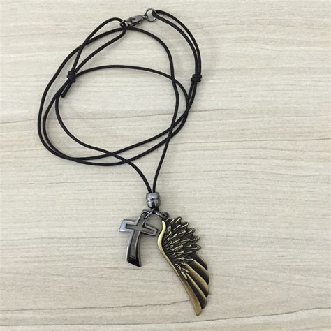 Colar Cord O Masculino Pingente Cruz Crucifixo E Asa Elo