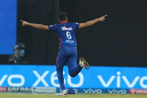 Avesh Khan sets off on a celebratory sprint | ESPNcricinfo.com