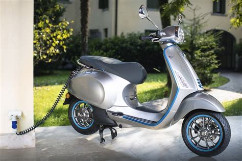 Vespa Elettrica Km H Y Km De Autonom A Gracias A Una Nueva