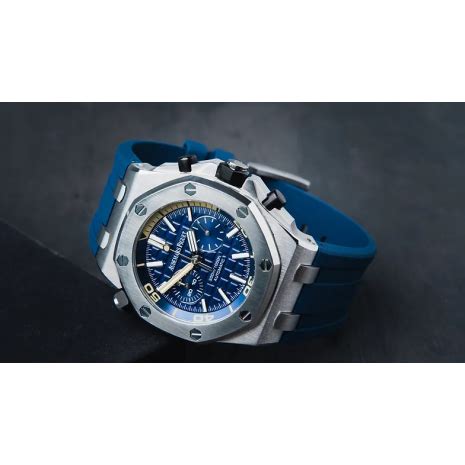 Relógio Audemars Piguet Royal Oak Off shore azul tradicional