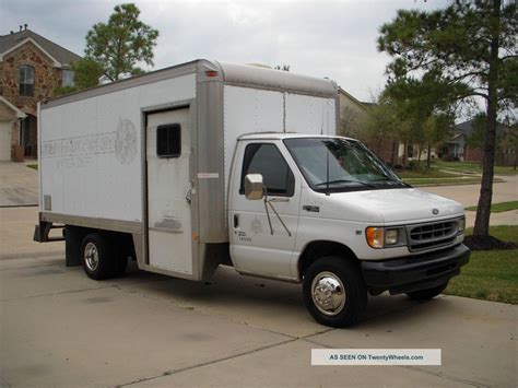 2001 Ford E 450