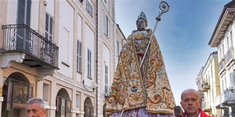 Solennit Di San Giovenale Vescovo E Patrono Della Citt Di Fossano