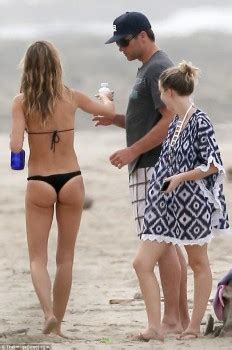 Gisele Bundchen In Bikini At Beach In Costa Rica 3 22 15 LQ Tag Phun Org Forum