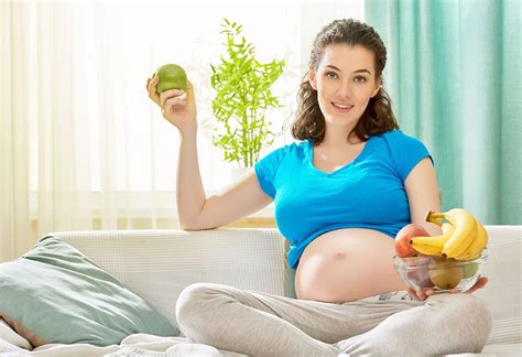 Best Fruits To Eat During Pregnancy