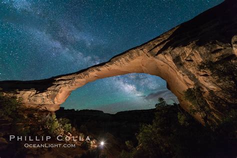 Owachomo Bridge and Milky Way at Night, Natural Bridges National ...