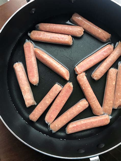 How To Cook Sausage Italian Sausage And Sausage Links The Kitchen Magpie Low Carb