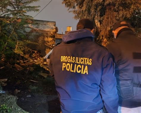 Un Hombre Fue Aprehendido Por Tener Marihuana Y Coca Na Para La Venta