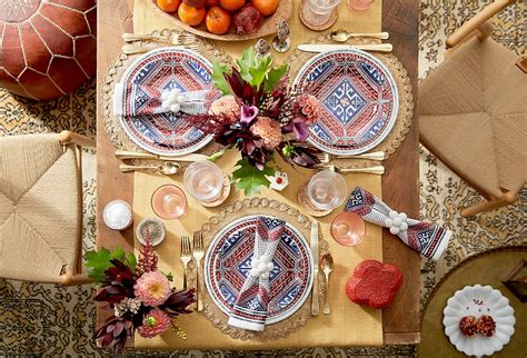 11 Festive Thanksgiving Table Ideas