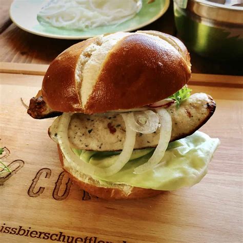 Weisswurst Burger mit Bayrisch Kraut Der Weissbierschüttler Kay Ein