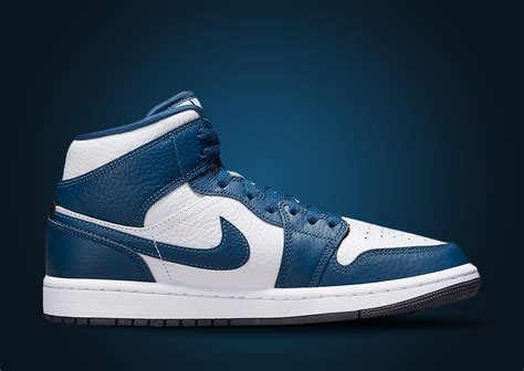 Another Split Air Jordan Mid Se Appears In French Blue Black And