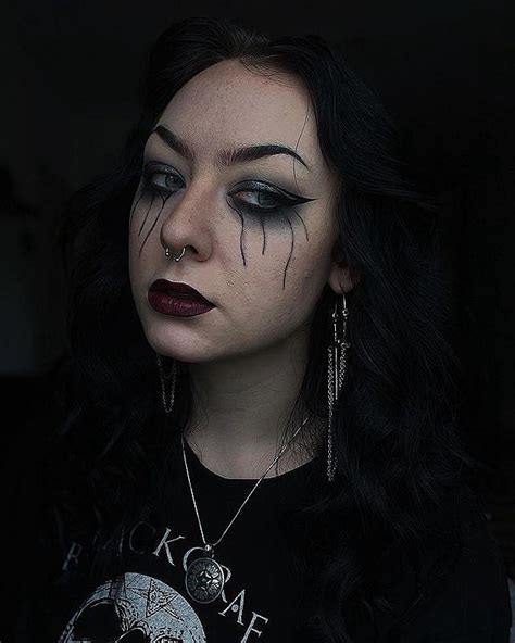 30 Best Goth Makeup Ideas How To Nail The Look Makeup Magique