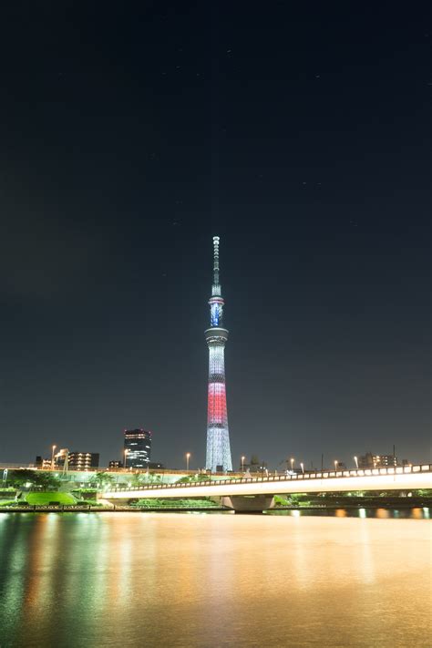 デスクトップ壁紙 日本 シティ 都市景観 夜 建築 反射 スカイライン 超高層ビル タワー 地平線 夕暮れ 東京