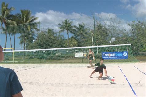 Premier Tournoi International De Beach Tennis Au Parc Paofai