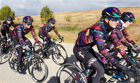 Canyon Sram German Women Racing Team To Start Using Tacxs Bike