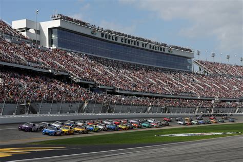 Every NASCAR Track that Opened the Season (that Is NOT Daytona) - The Daily Downforce