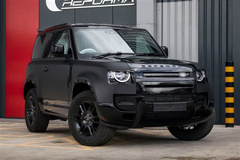 Land Rover Defender Part Wrap Matte Black - Reforma UK