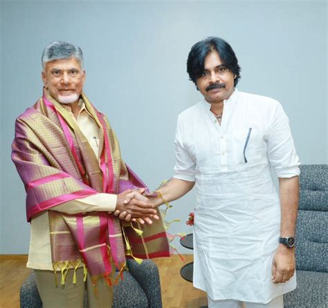 Pics For A Change Chandrababu Goes To Pawan Kalyans House