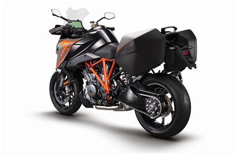 Motorrad Vergleich Ktm 1290 Super Duke Gt 2018 Vs Ktm 1290 Super Duke Gt 2019