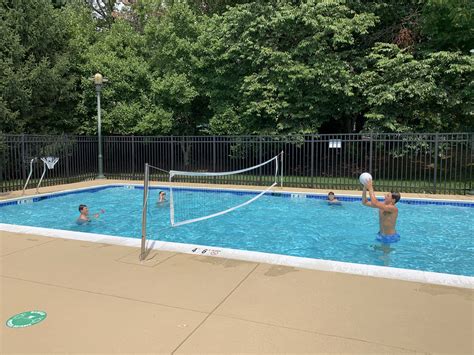 The Rec Pool is Now Open! | Broadlands HOA in Virginia