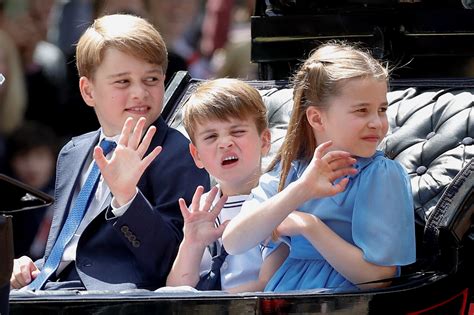 Los Gestos Del Príncipe Louis Que Le Robaron Protagonismo A La Reina