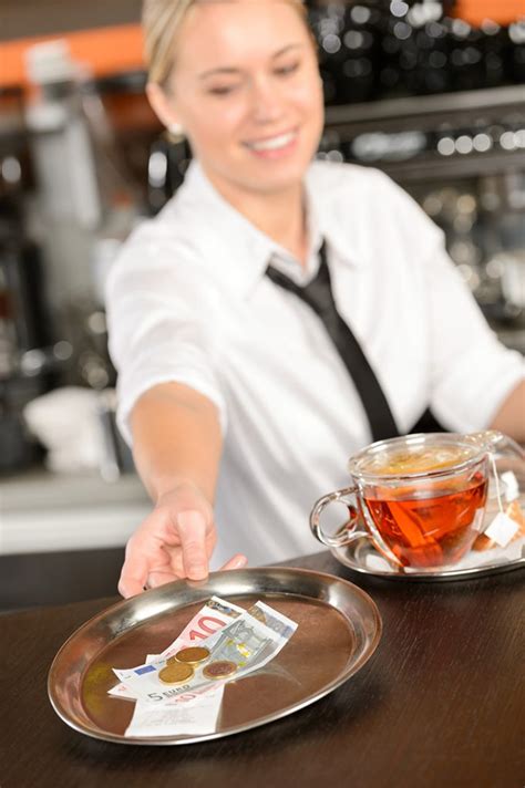 Tipping Etiquette In Norway To Add Gratuity Or Not