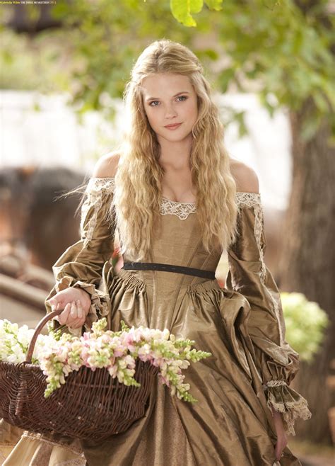 Gabriella Wilde Nuda ~30 Anni In The Three Musketeers