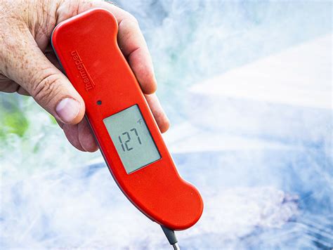 Thermoworks Thermapen One Meat Thermometer Gives You Full Temperature Readings In 1 Second