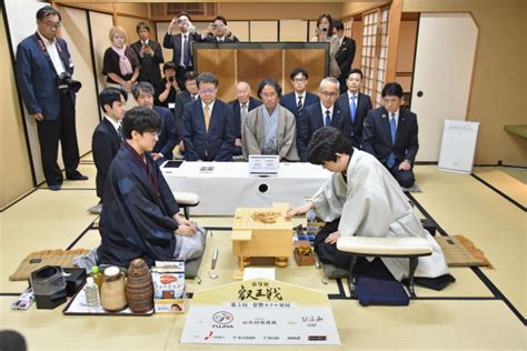 藤井聡太か伊藤匠か、決着へ 将棋の叡王戦、最終局始まる エンタメ 写真 Goo ニュース