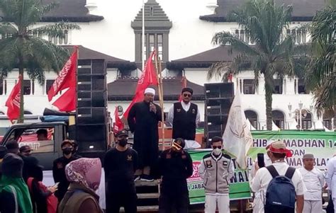 API Jabar Tuntut Ormas Pro Israel Dibubarkan Media Islam