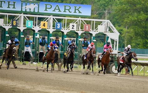 HORSE RACING - MONMOUTH PARK 2019 - George Ertle Photography