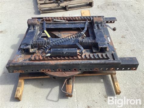 Holland Fifth Wheel Hitch Assembly BigIron Auctions