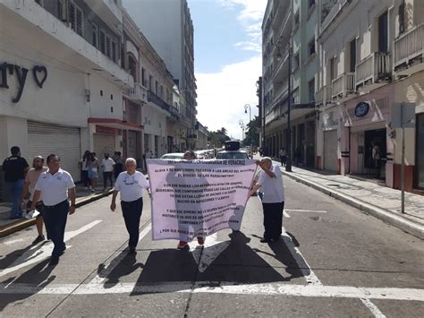 Exigen taxistas del Puerto que lo recaudado en parquímetros se invierta