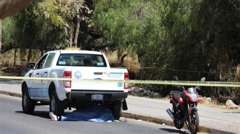 Muere Al Chocar Su Motocicleta Con Camioneta De Movilidad En Villas De