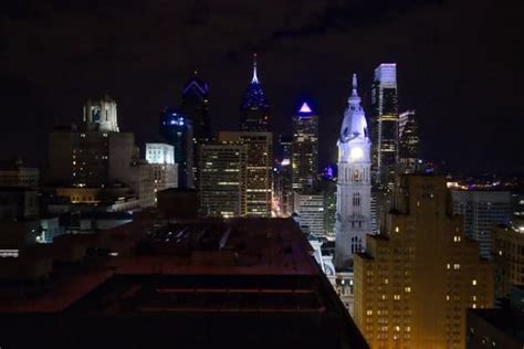 A Room with a View: Reviewing My Stay at the Loews Philadelphia Hotel ...