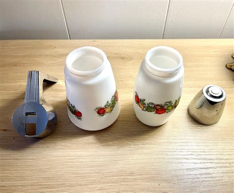 Vintage Gemco Usa Spice Of Life Creamer And Sugar Shaker Dispenser Milk Glass Vegetable Sold